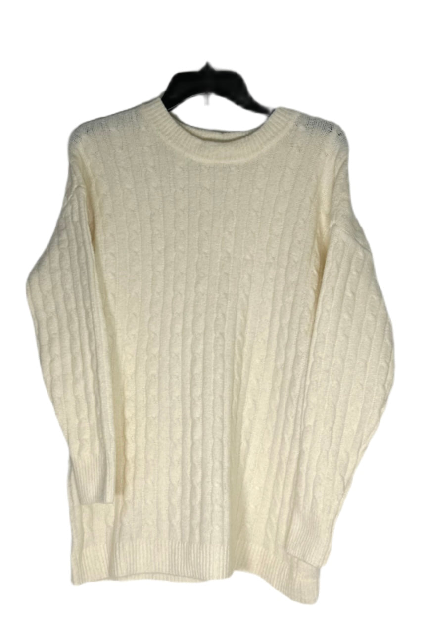 HIPPIE ROSE Cable-Knit Crewneck Sweater